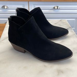 American eagle black ankle boots